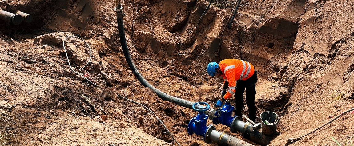 Mise en sécurité de conduites enterrées par injection de béton. © BRGM - DPSM