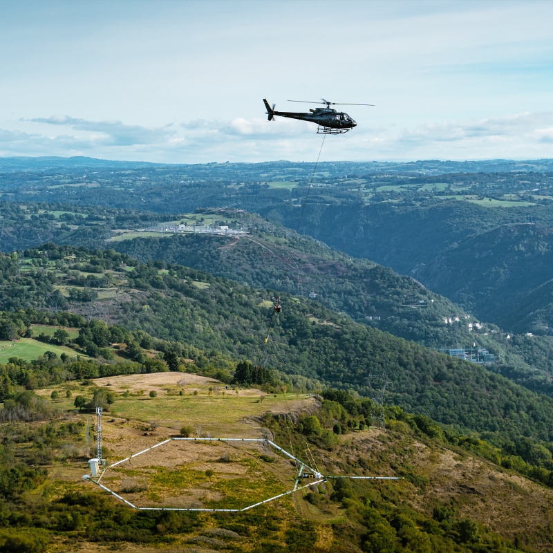 Airborne electromagnetic acquisition for the Ministry of Ecological Transition (MTE) in the Massif Central. © Alexandre MAGNAN