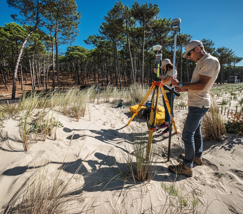 Mesures de suivi du trait de côte à La Teste-de-Buch, en Gironde. © Observatoire de la Côte Aquitaine / Com’ by AVM
