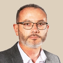 Francis Garrido, Directeur
