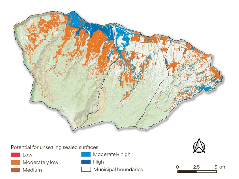2025 map of surfaces within the&nbsp;Inter-municipal Community of Northern Réunion (CINOR) that&nbsp;could potentially be&nbsp;unsealed. © brgm