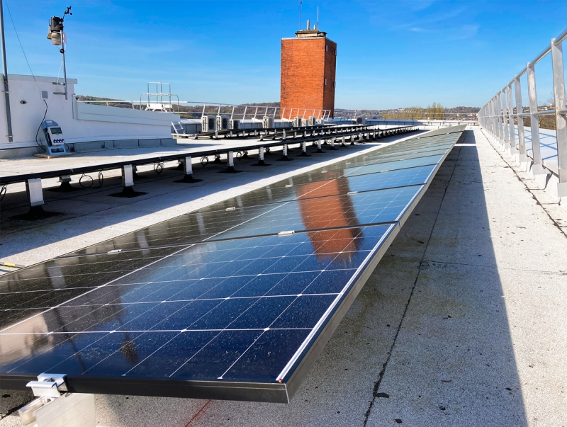 The building housing the regional post‑mining unit for Eastern France, located in Freyming-Merlebach, has&nbsp;been fitted with solar panels with the aim of reducing its carbon footprint and optimising its insulation. ©&nbsp;BRGM