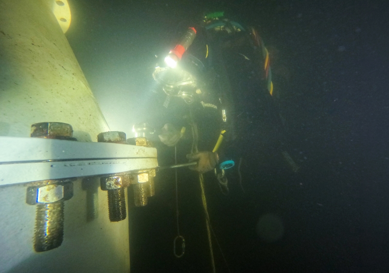 A system designed to limit the reverse flow phenomenon has been installed on the bed of the&nbsp;Thau lagoon at a depth of 27 metres. © ANTEA