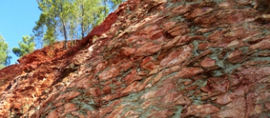 Network of mineralised fractures in the San Miguel open-pit mine, Spain © BRGM - Johann Tuduri