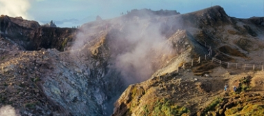 Napoleon Crater, La Soufrière volcano (Guadeloupe). © BRGM - Chloé Jacson